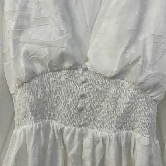 Dress - Picture 4 of 8